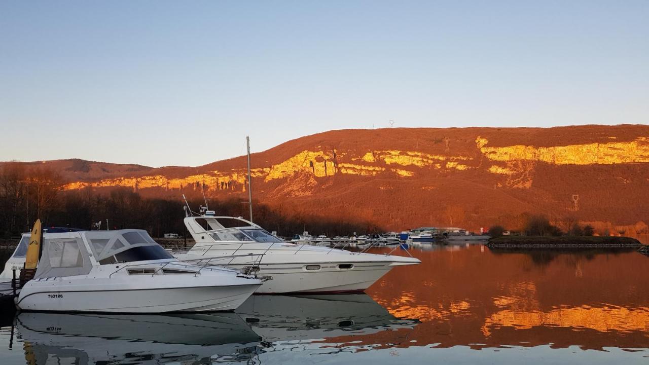 Eden Marine Hotell Montalieu-Vercieu Eksteriør bilde